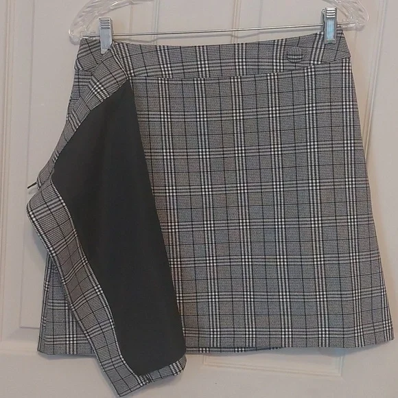 a new day Black White Houndstooth Plaid Fully Lined Wrap Mini Skirt Size 12 - Picture 4 of 8